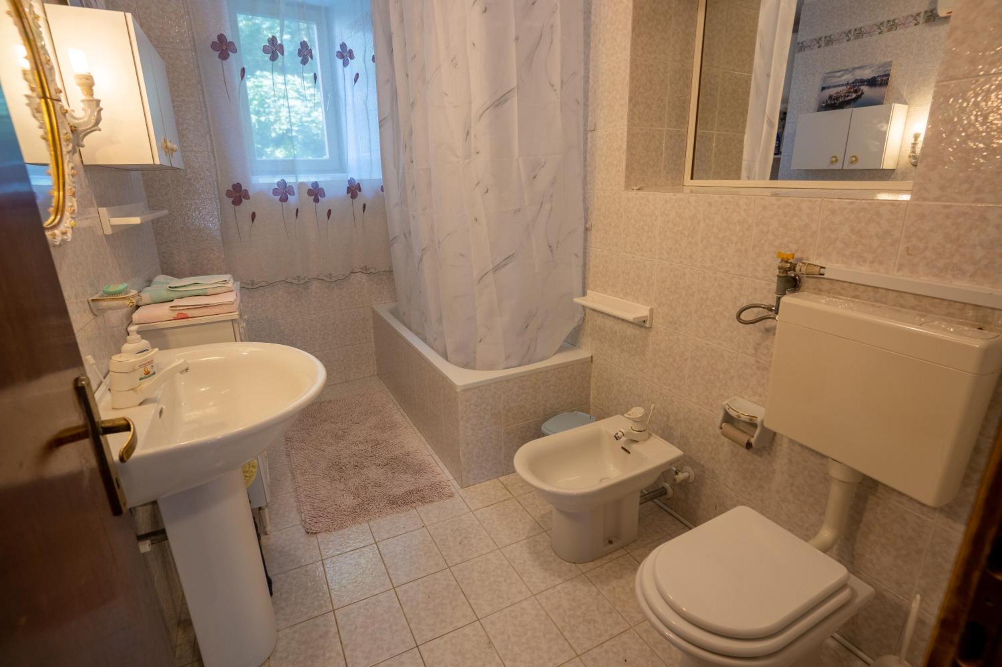 Violet'S Place Črni Kal Екстериор снимка